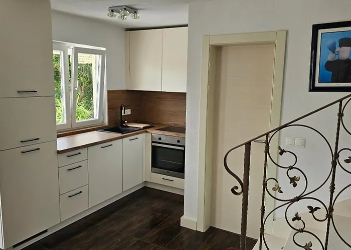 Zara Villa